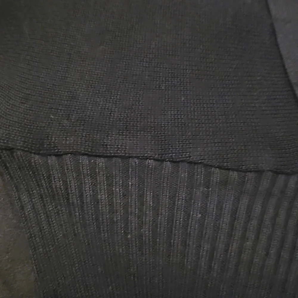 Knit Top - Picture 5 of 6